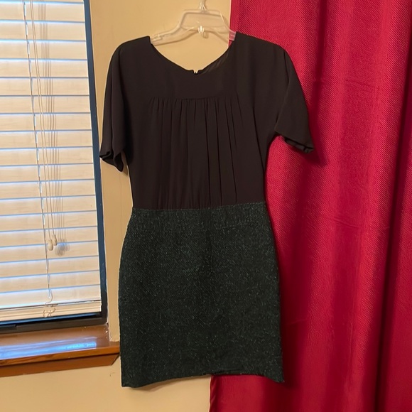 LOFT Dresses & Skirts - Black & Green Loft Dress